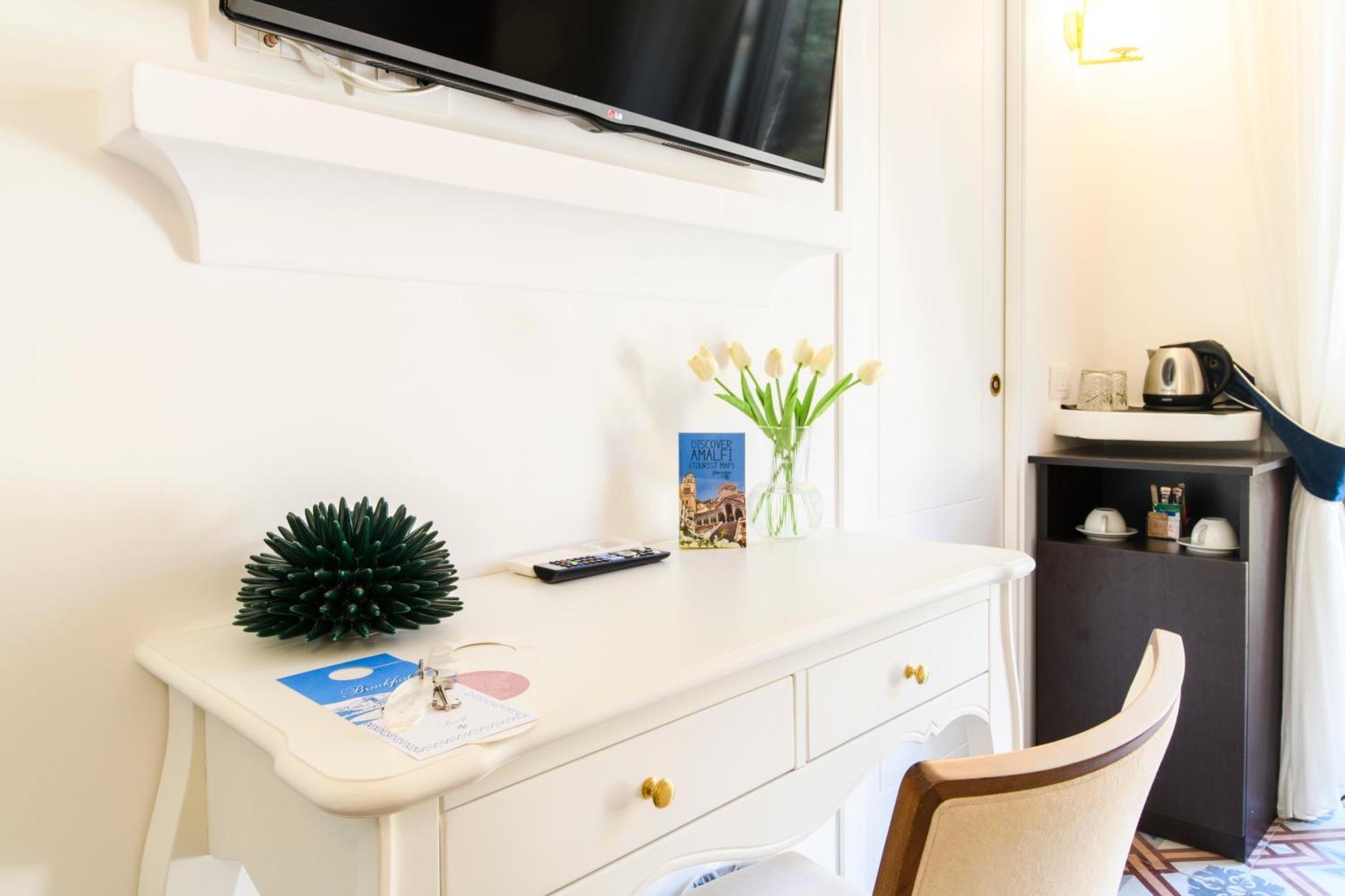 Luxury House Bed & Breakfast 2*