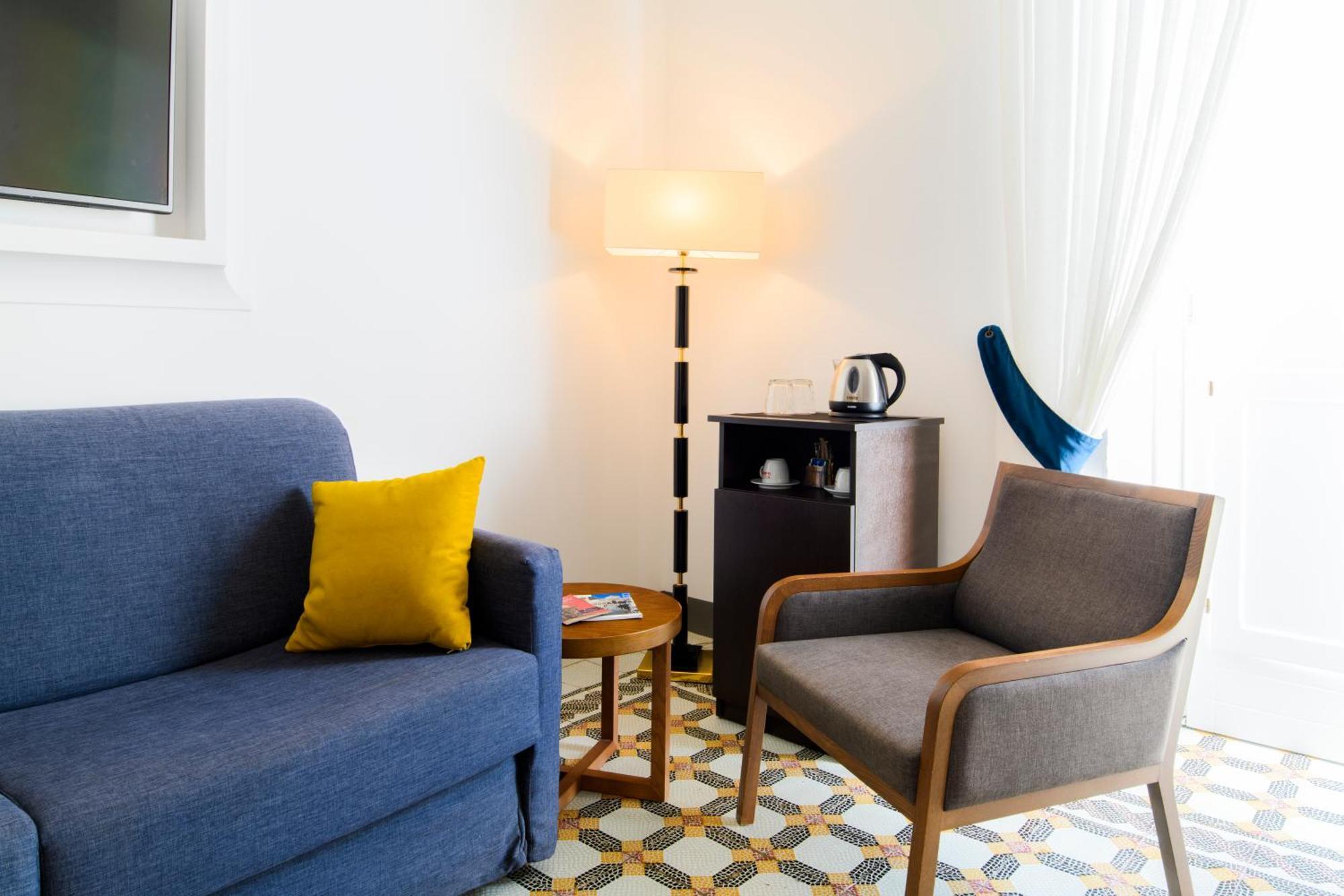 Luxury House Bed & Breakfast 2*