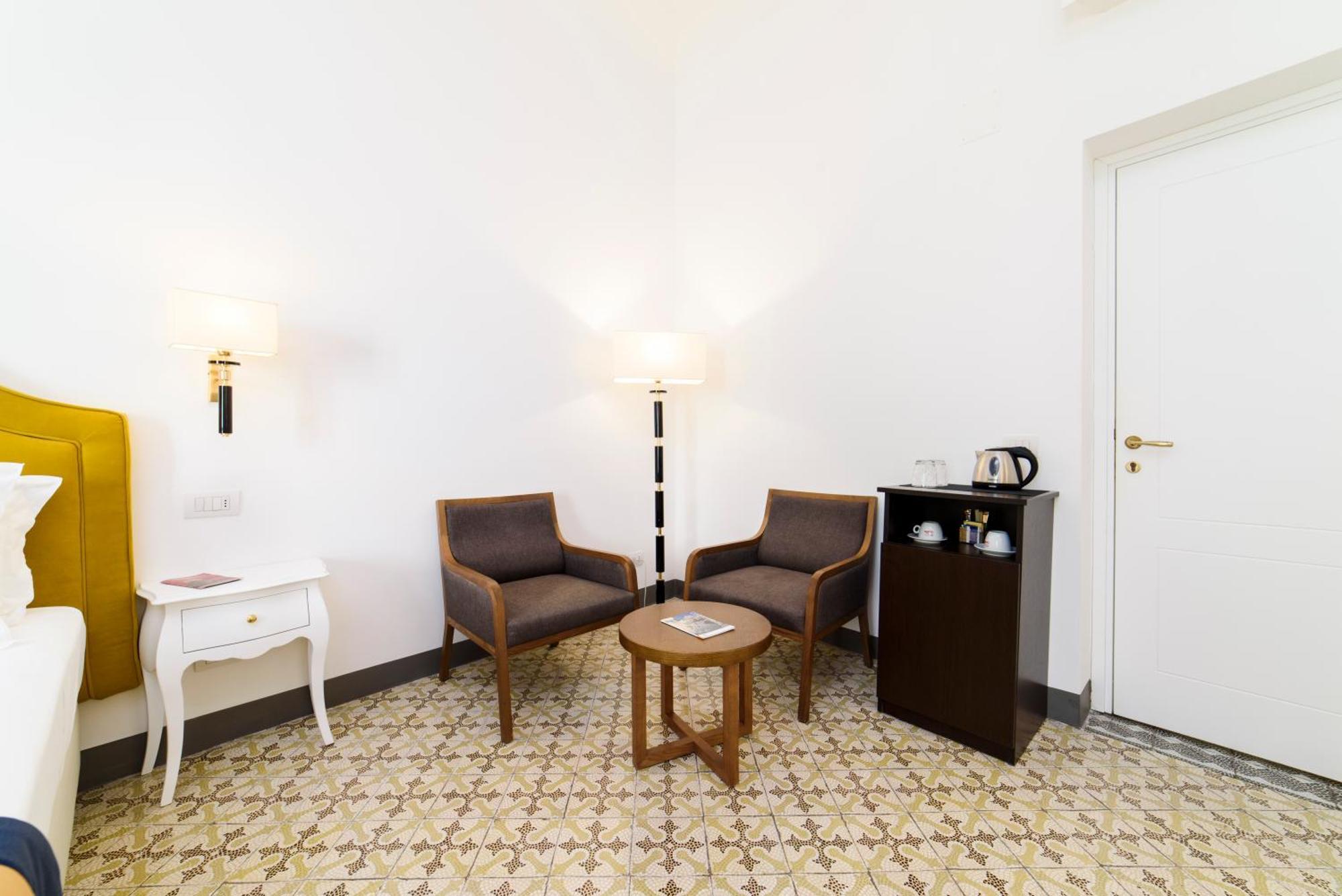 Luxury House 2*