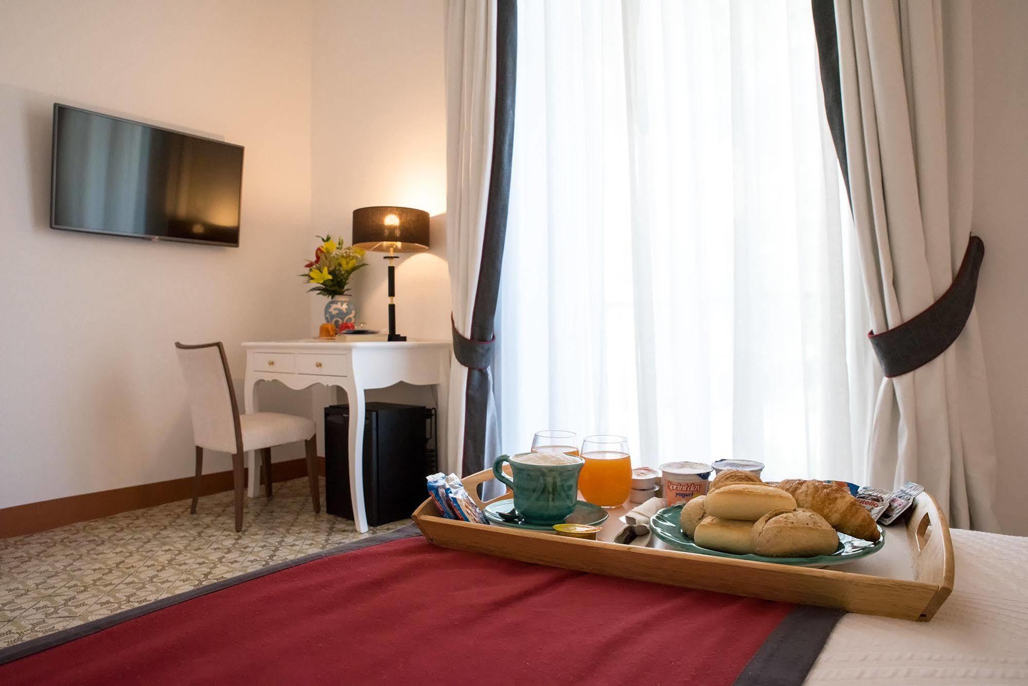 Luxury House Bed & Breakfast